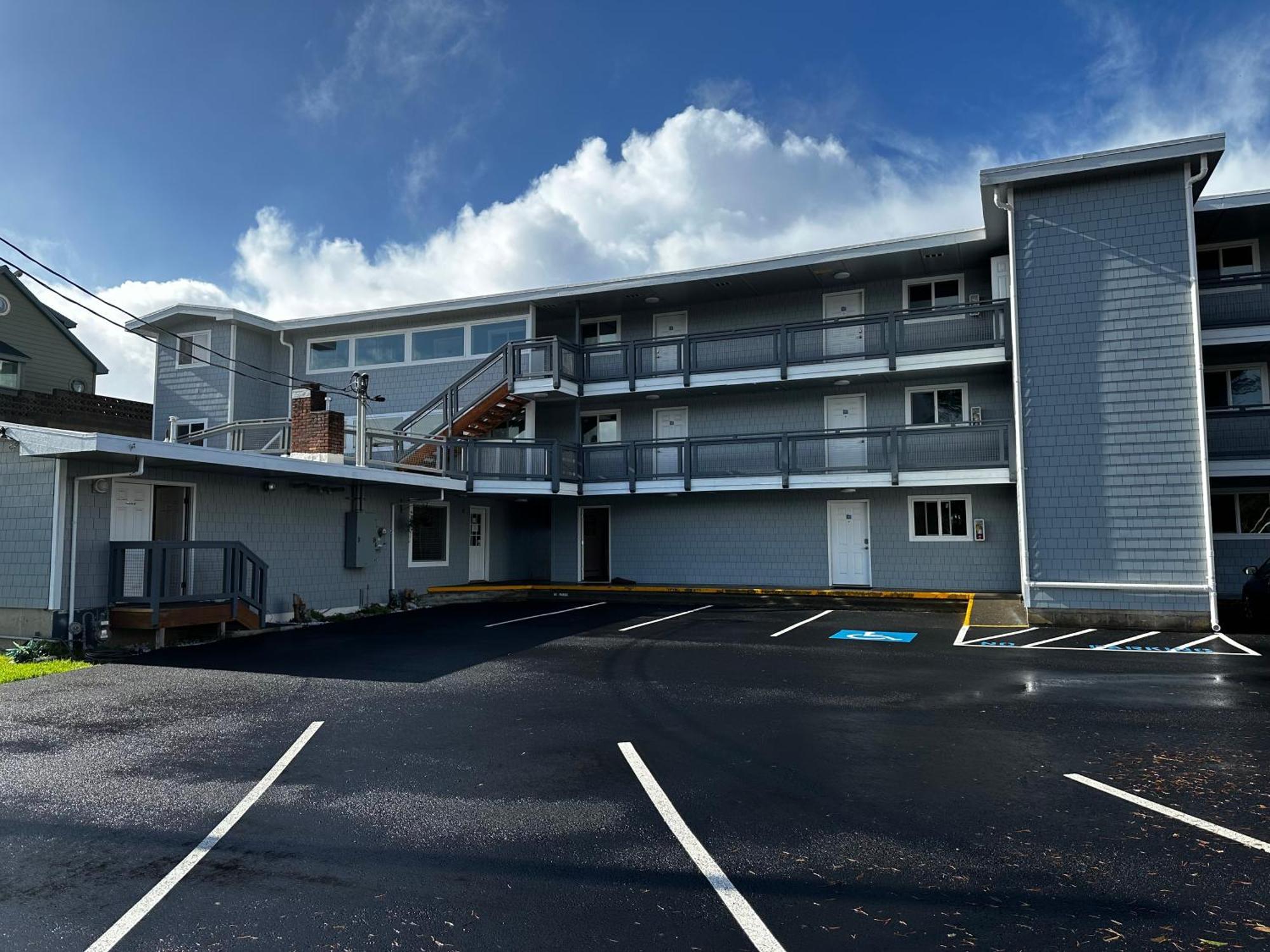 West Beach Suites Lincoln City Extérieur photo