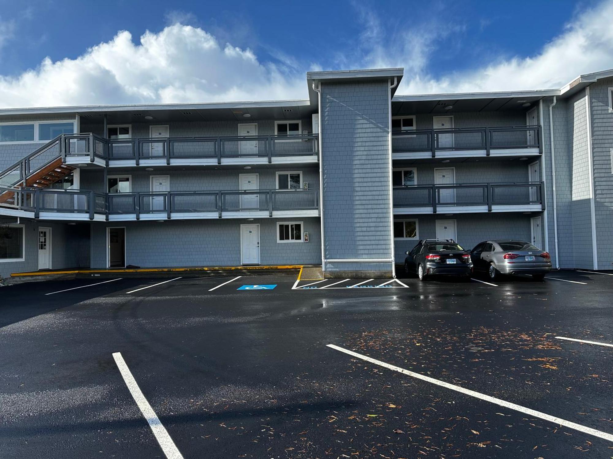 West Beach Suites Lincoln City Extérieur photo